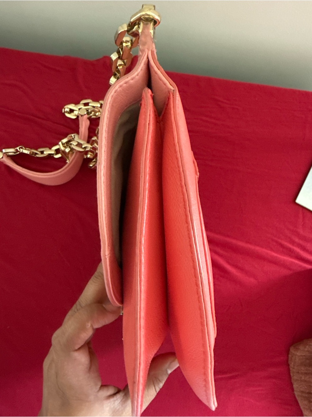 Tory Burch Pink Leather Shoulder Bag with Gold Chain Strap - Picture 9 of 14